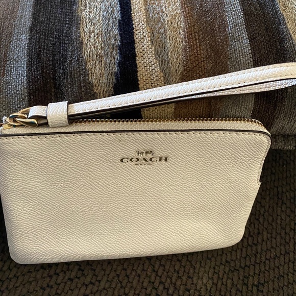 Coach wristlet - Picture 1 of 5